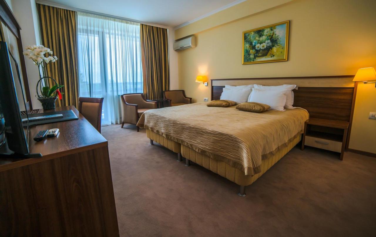 Hotel Hotel Saturn 5*