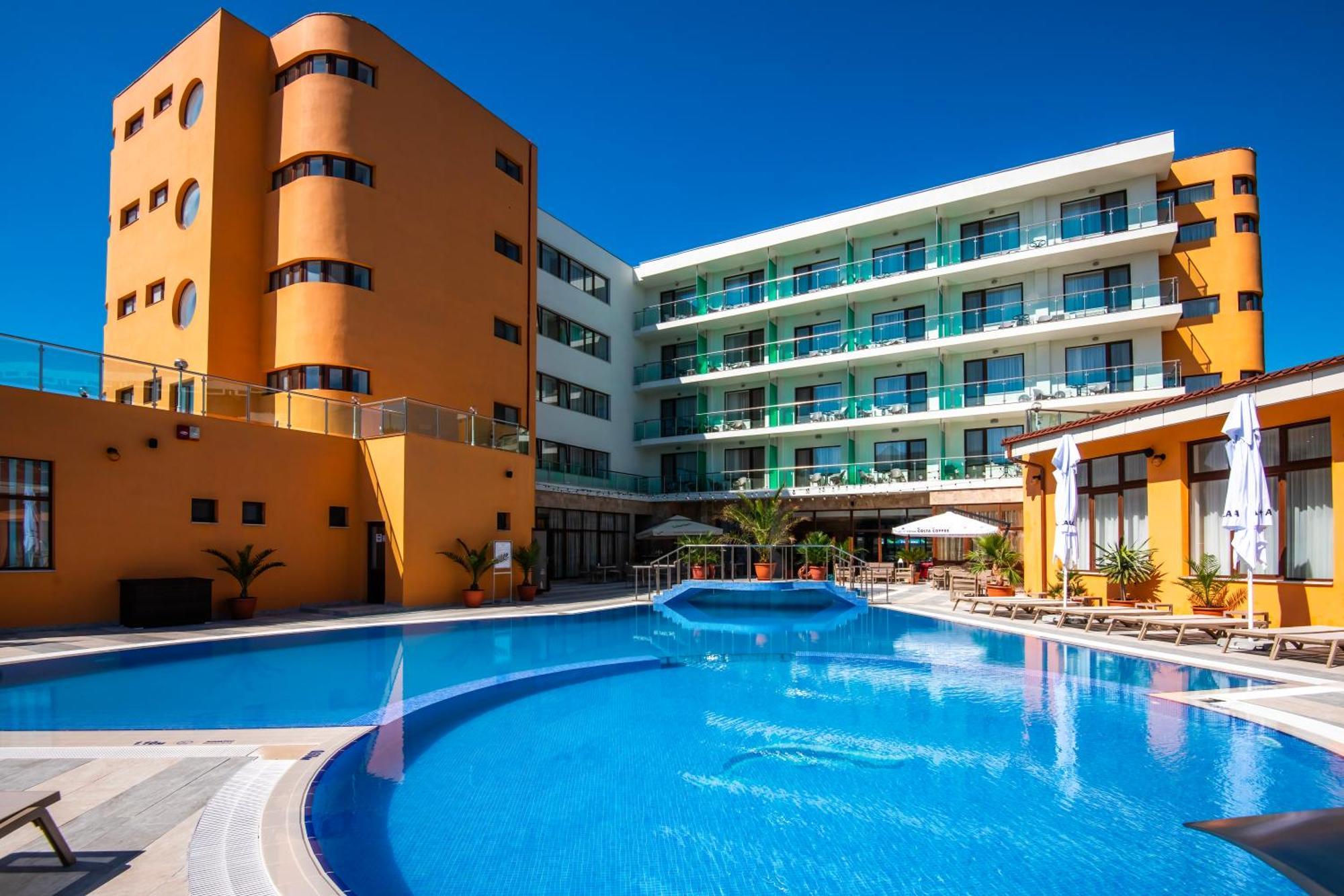 Hotel Saturn